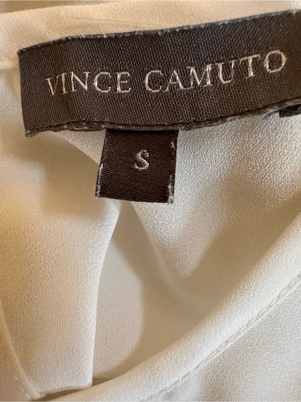 Vince Camuto Cream Blouse Top EUC Size Small